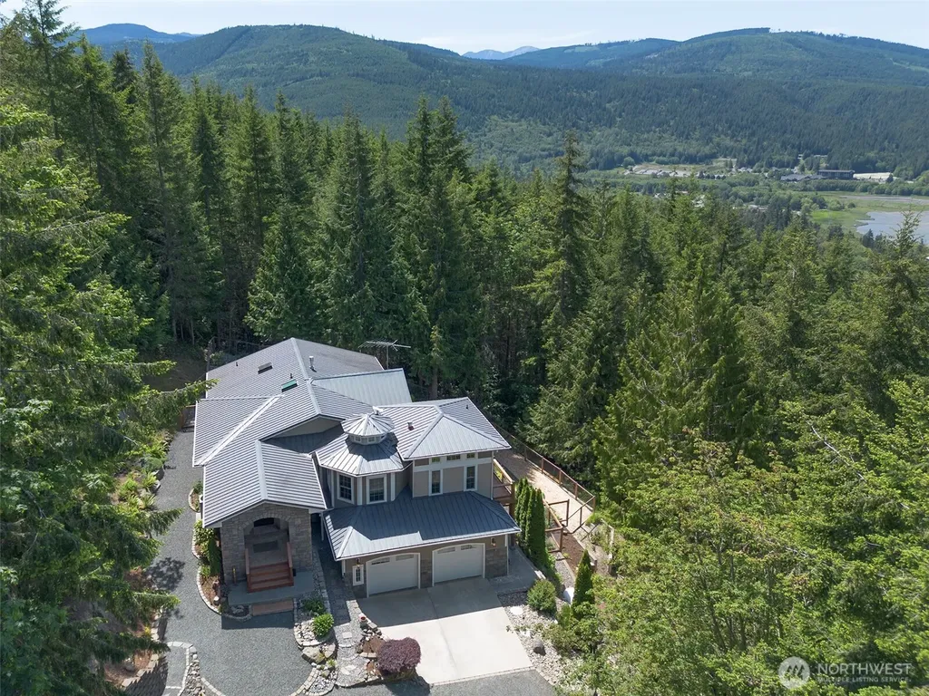 114 Howard Heights Road Sequim WA 98382