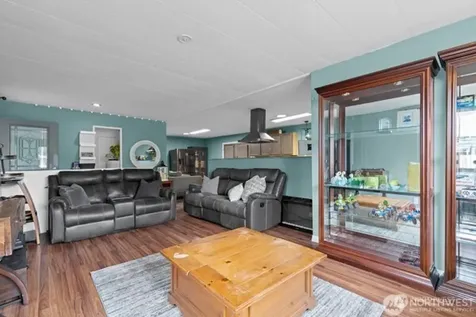 15708 81st Street E Puyallup WA 98372