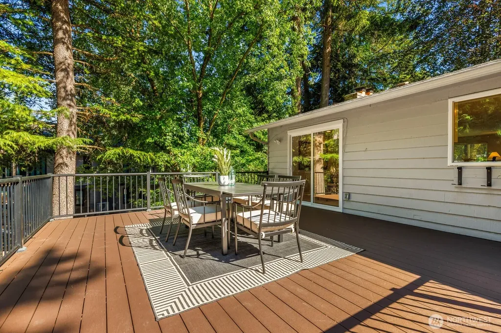 17378 NE 160th Street Woodinville WA 98072