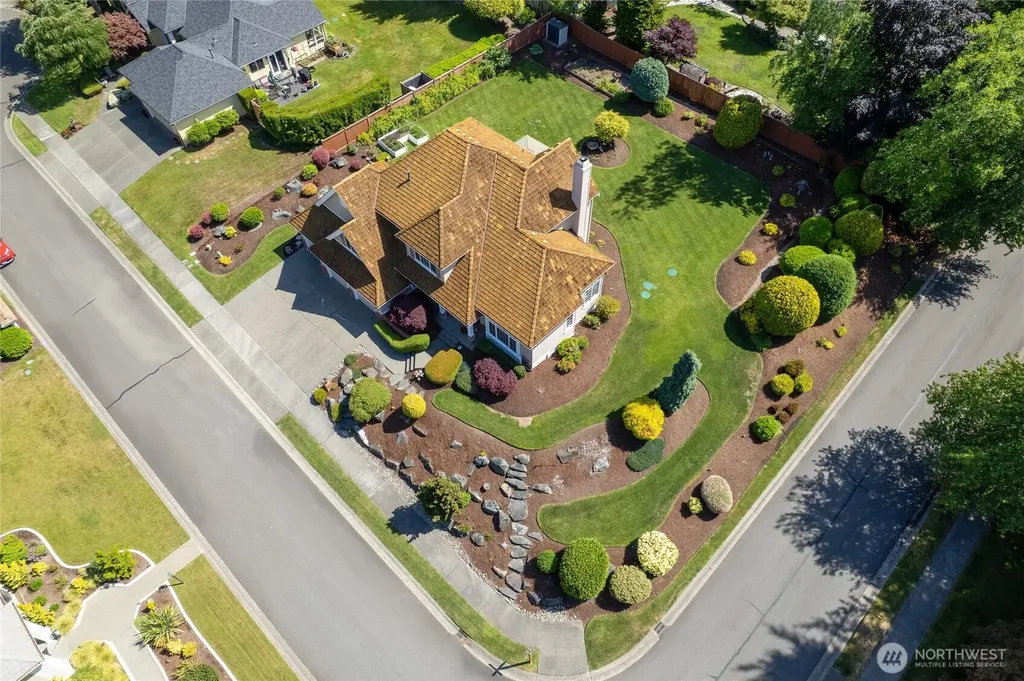 2813 20th Ave Court NW Gig Harbor WA 98335