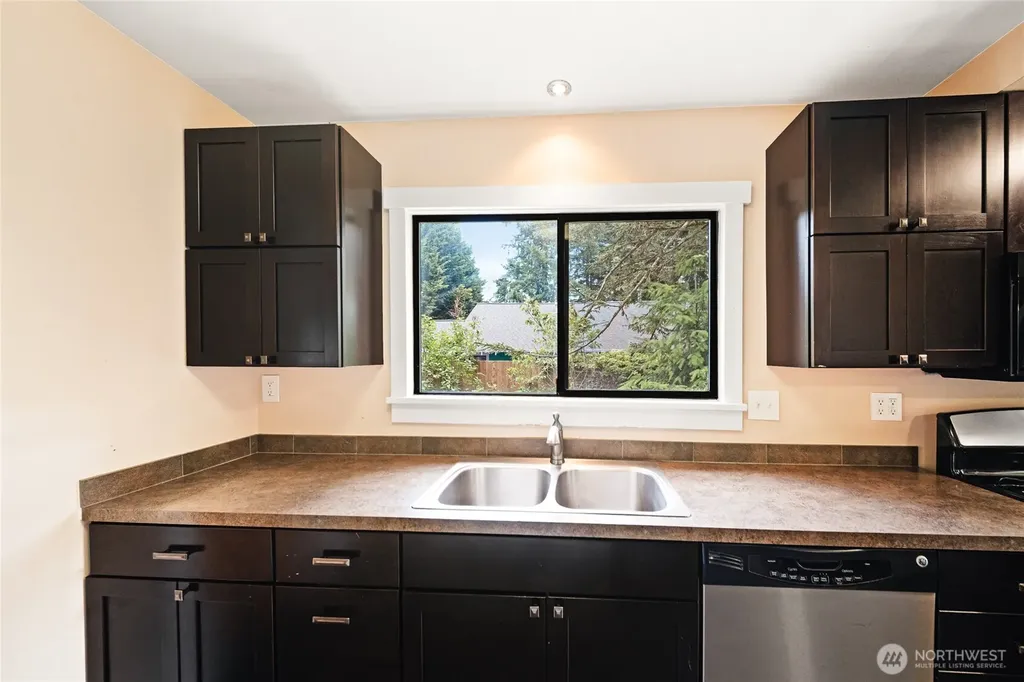 1219 9th Avenue SW Olympia WA 98502