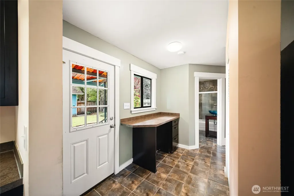 1219 9th Avenue SW Olympia WA 98502