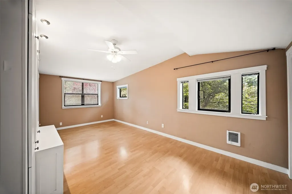 1219 9th Avenue SW Olympia WA 98502