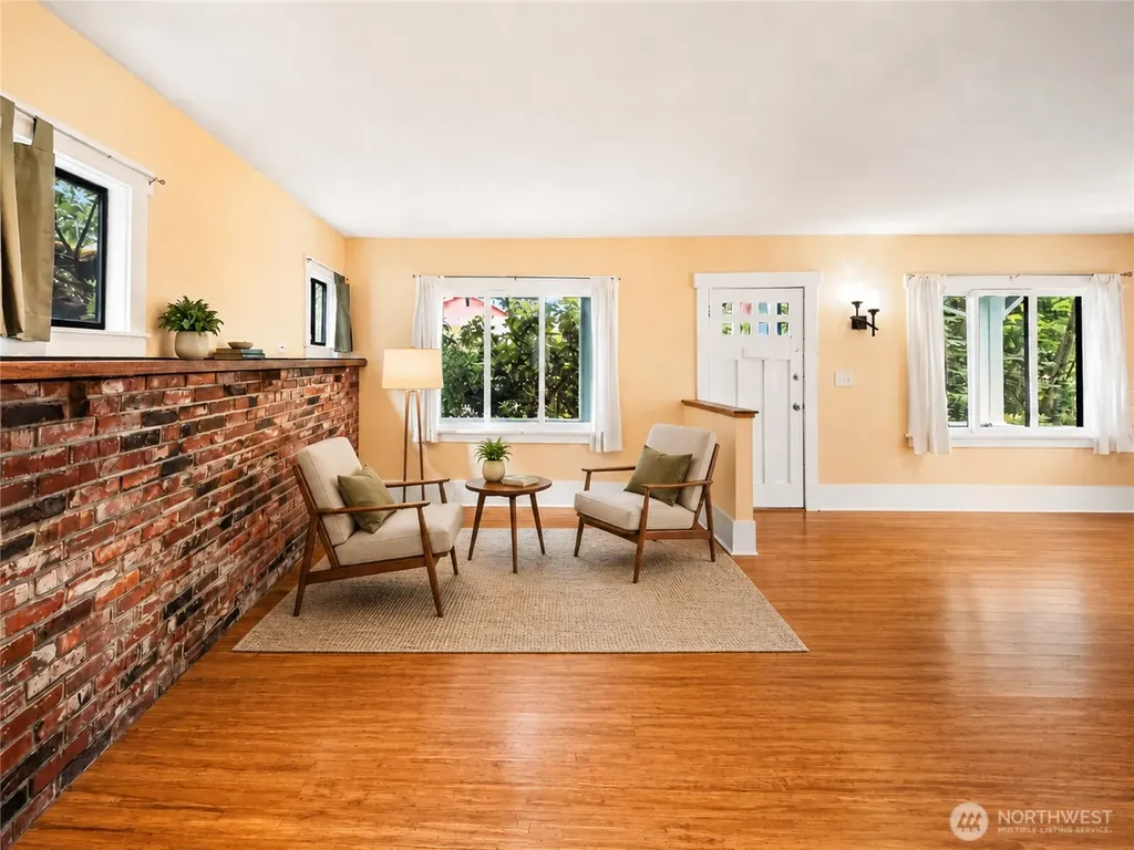 1219 9th Avenue SW Olympia WA 98502