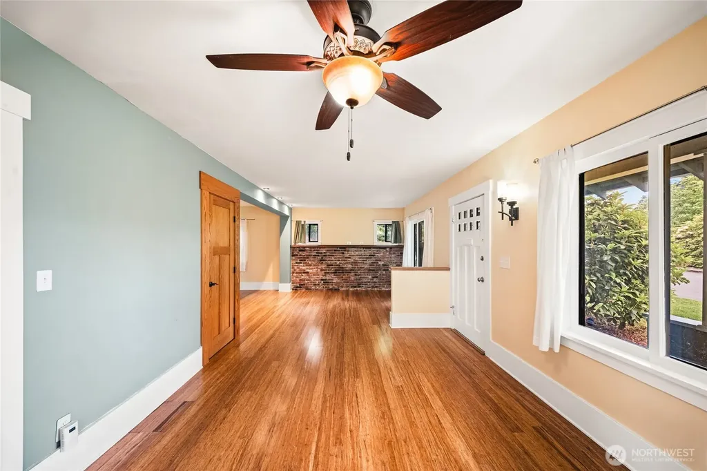 1219 9th Avenue SW Olympia WA 98502