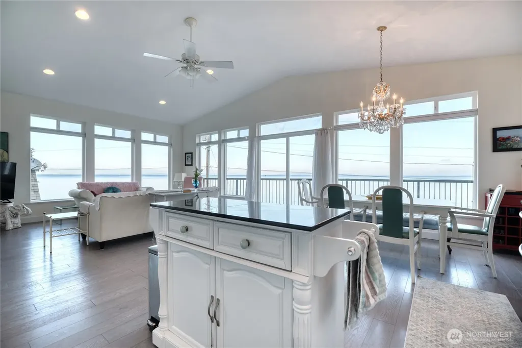 177 Bay View Drive Point Roberts WA 98281