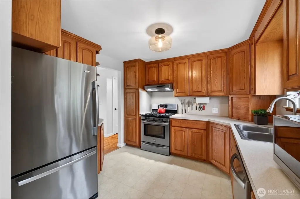 13332 173rd Avenue SE Renton WA 98059