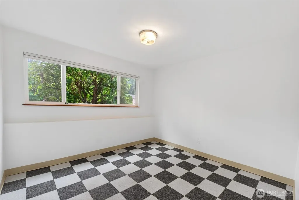 13332 173rd Avenue SE Renton WA 98059
