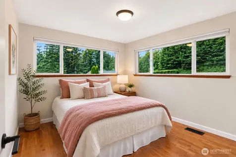 13332 173rd Avenue SE Renton WA 98059