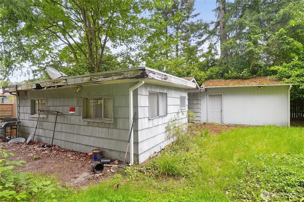 2544 NE 90th Street Seattle WA 98115