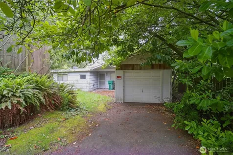 2544 NE 90th Street Seattle WA 98115