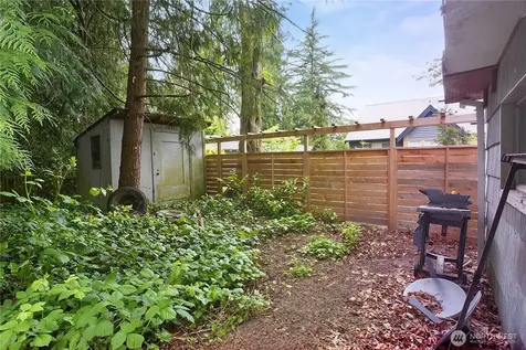 2544 NE 90th Street Seattle WA 98115