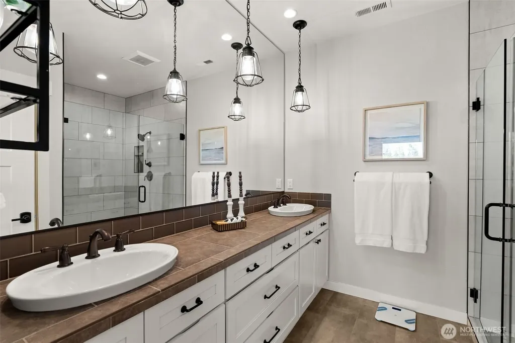 5314 69th Street NW Gig Harbor WA 98335