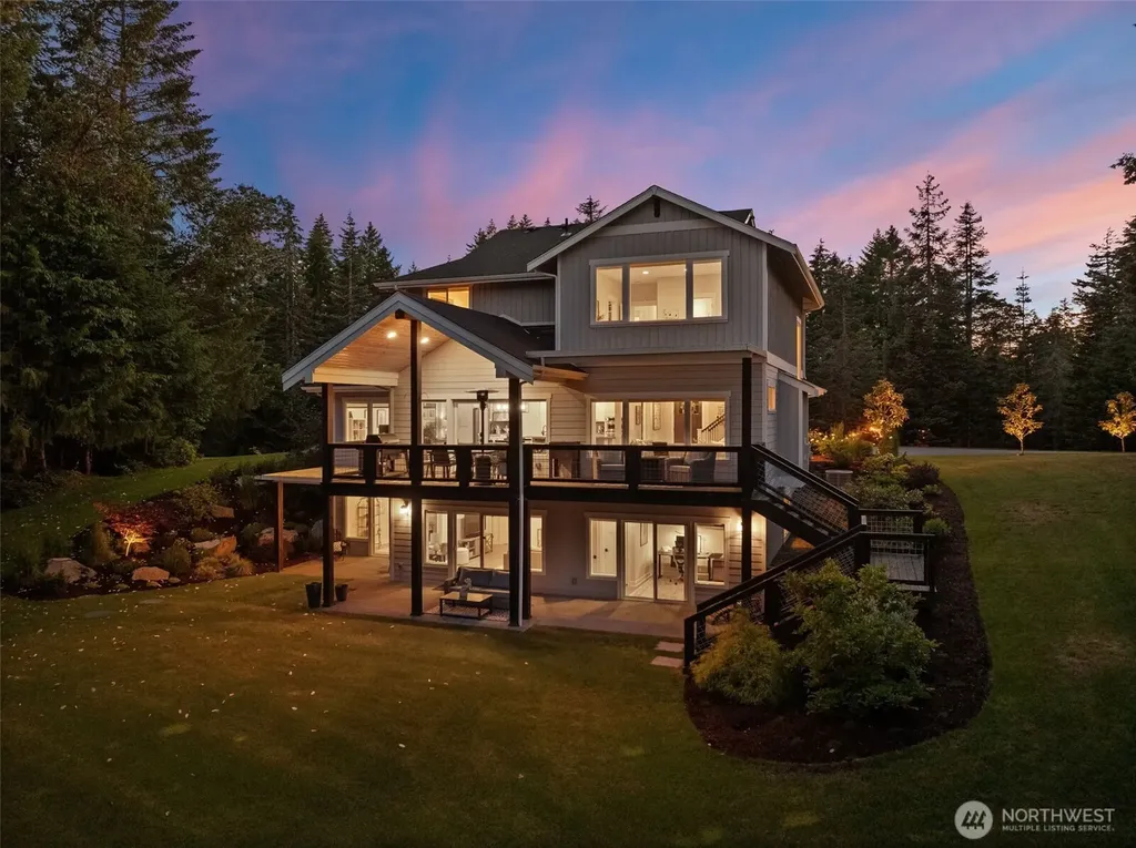 5314 69th Street NW Gig Harbor WA 98335