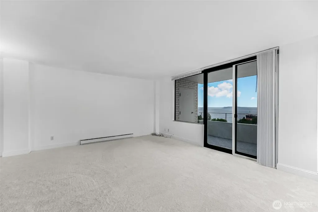 521 5th Avenue W Seattle WA 98119