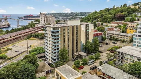 521 5th Avenue W Seattle WA 98119