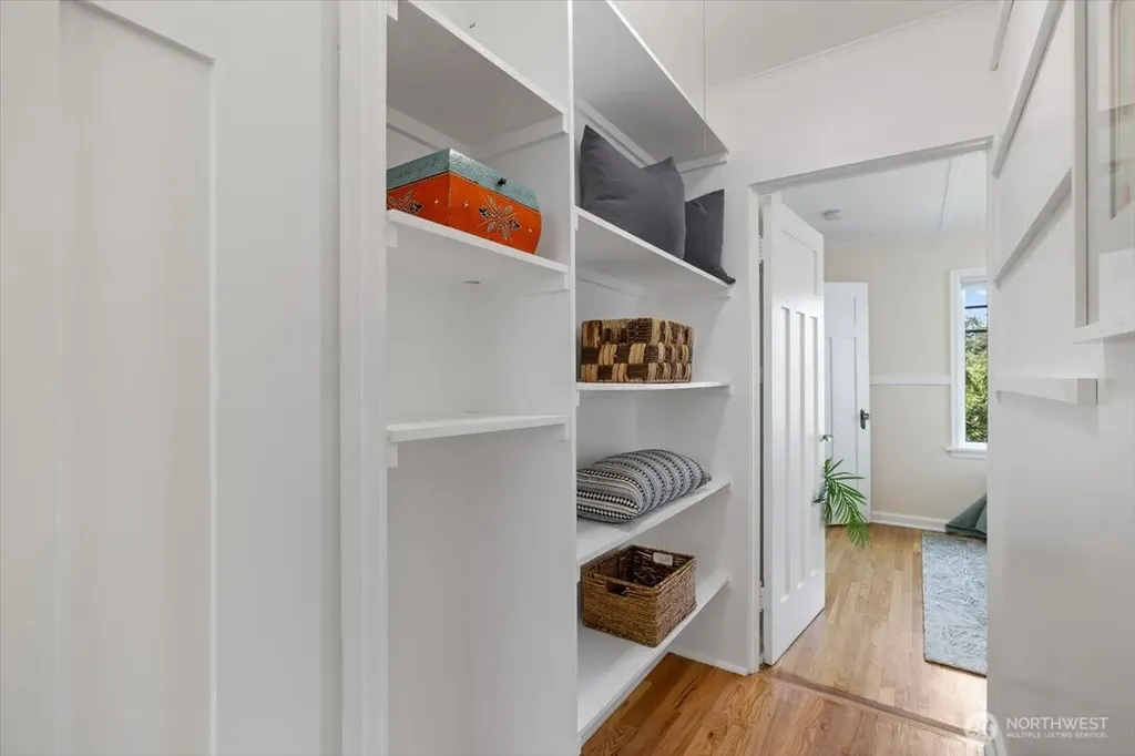 7528 14th Avenue SW Seattle WA 98106