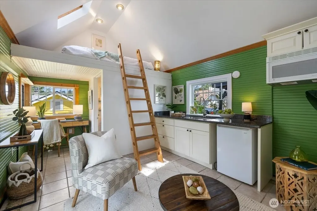 7528 14th Avenue SW Seattle WA 98106