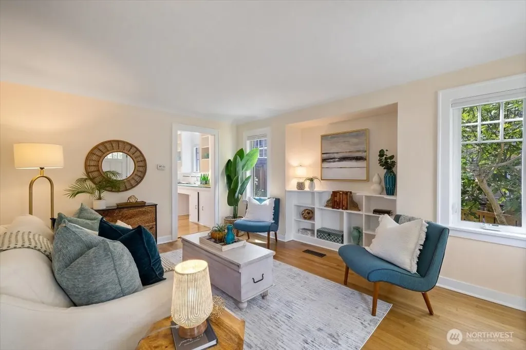 7528 14th Avenue SW Seattle WA 98106