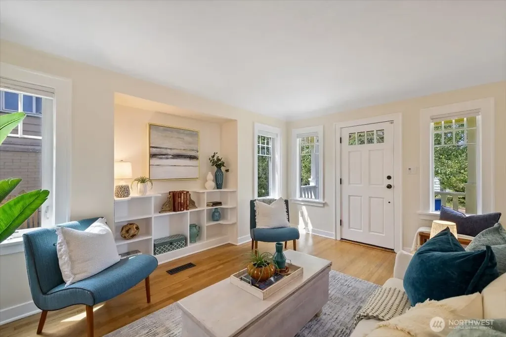 7528 14th Avenue SW Seattle WA 98106