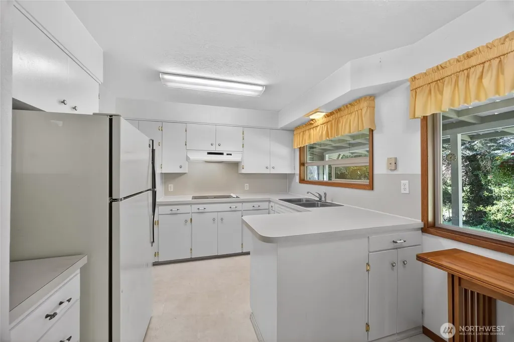 371 SE Summit Road Chehalis WA 98532
