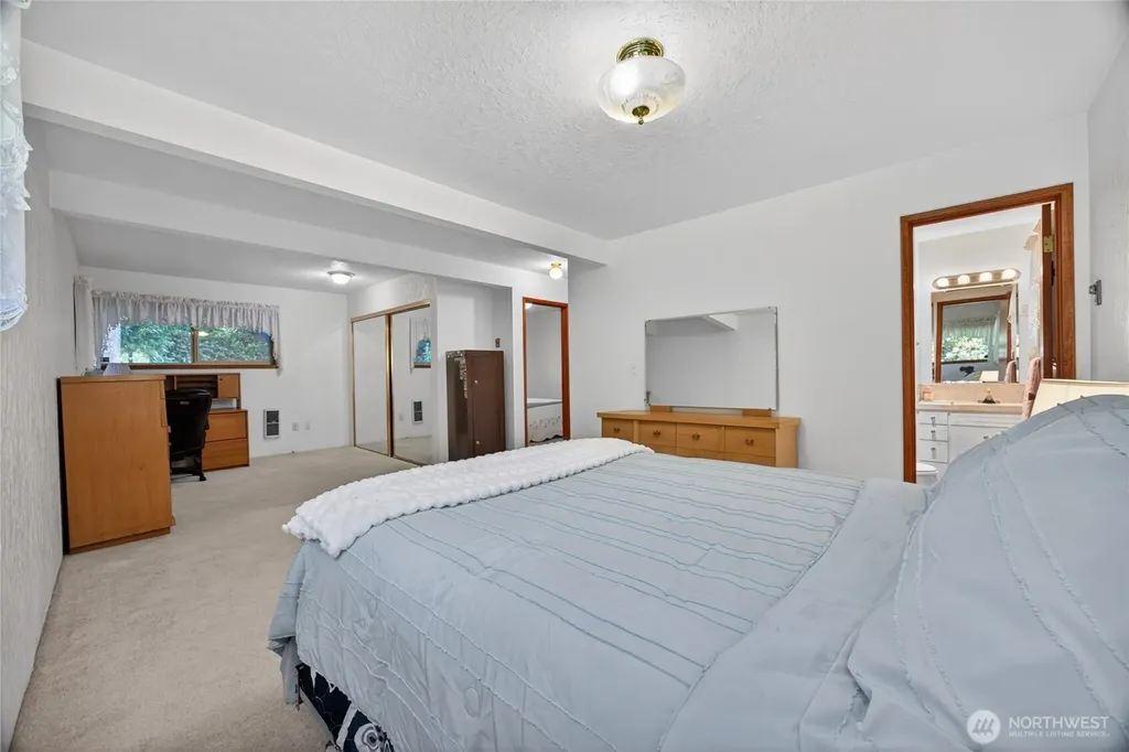 371 SE Summit Road Chehalis WA 98532