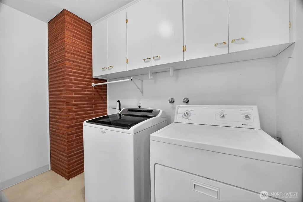 371 SE Summit Road Chehalis WA 98532