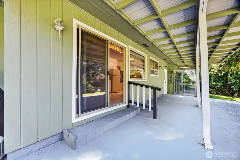371 SE Summit Road Chehalis WA 98532