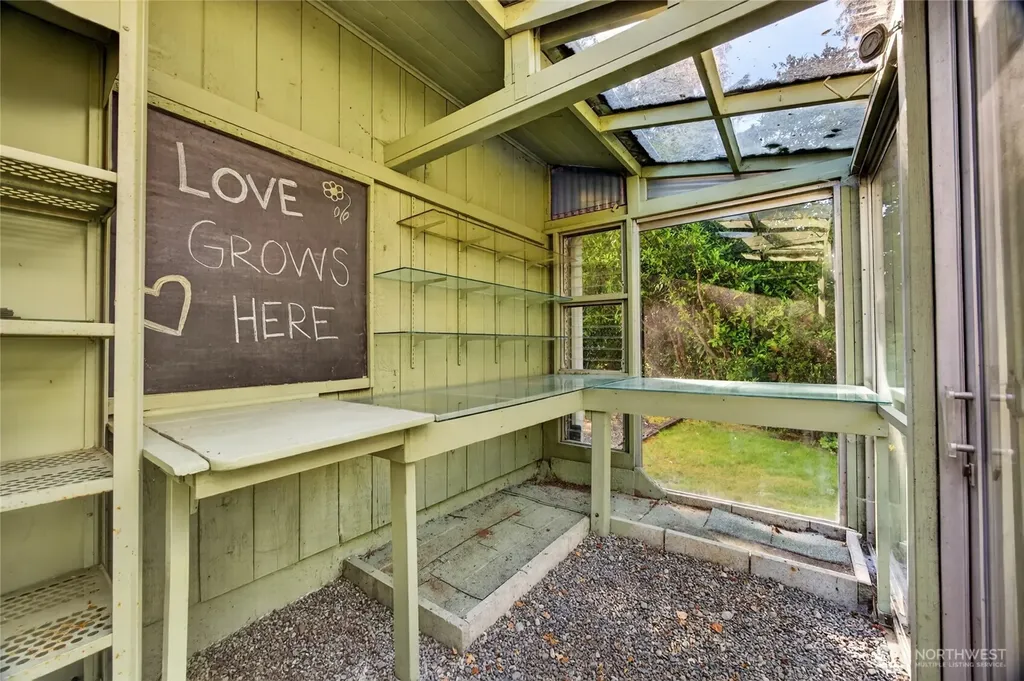 371 SE Summit Road Chehalis WA 98532