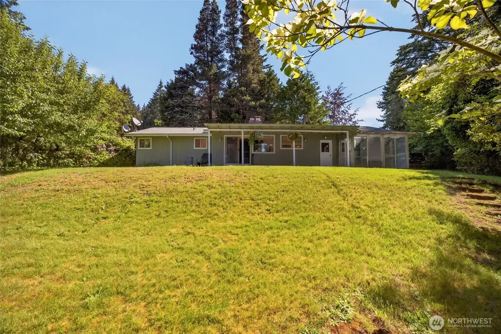 371 SE Summit Road Chehalis WA 98532
