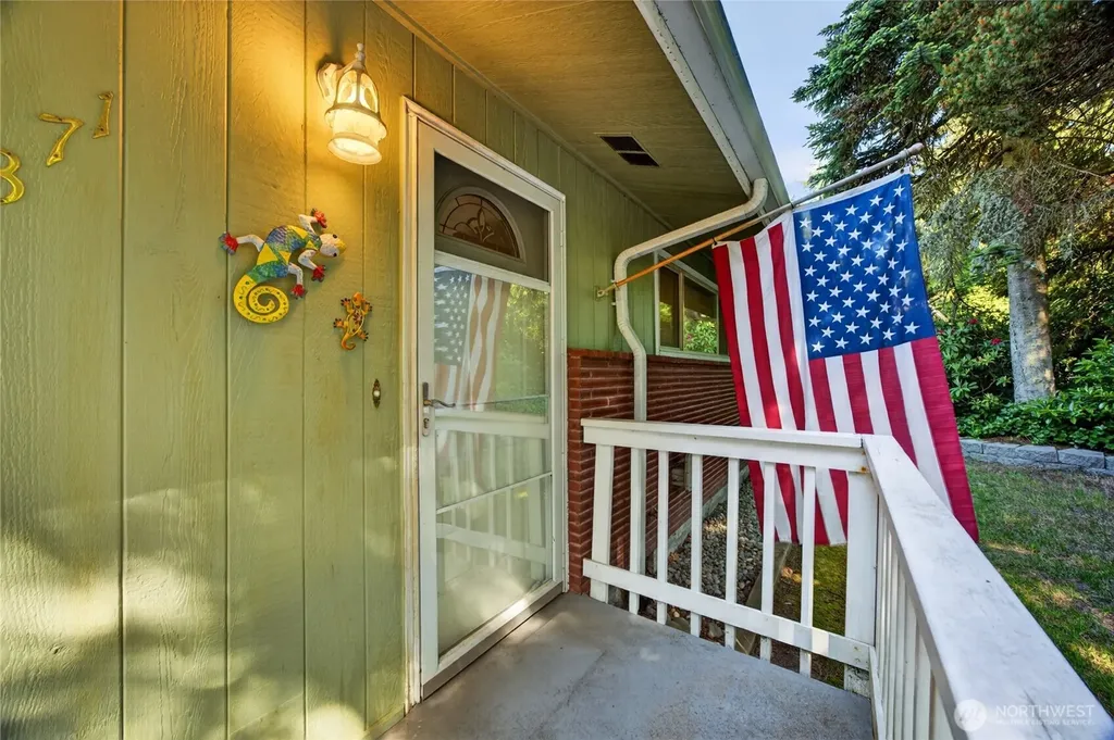 371 SE Summit Road Chehalis WA 98532