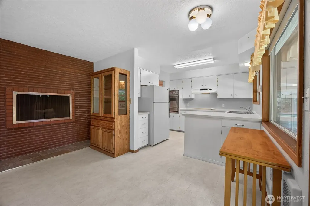 371 SE Summit Road Chehalis WA 98532