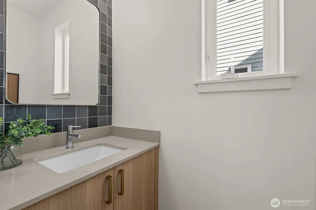 3548 S Dawson Street Seattle WA 98118