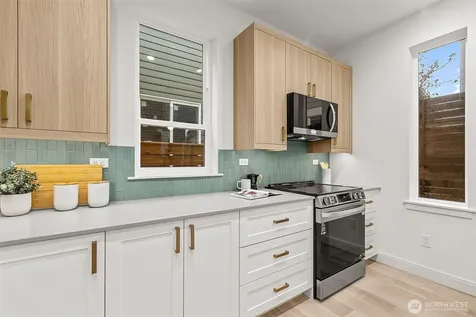 3548 S Dawson Street Seattle WA 98118