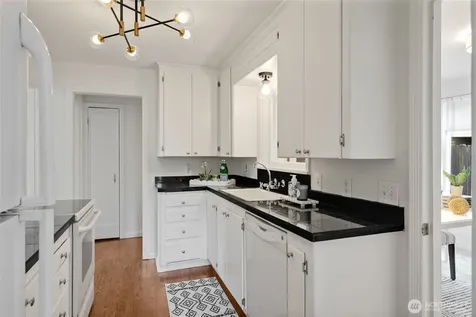 11549 8th Avenue NE Seattle WA 98125