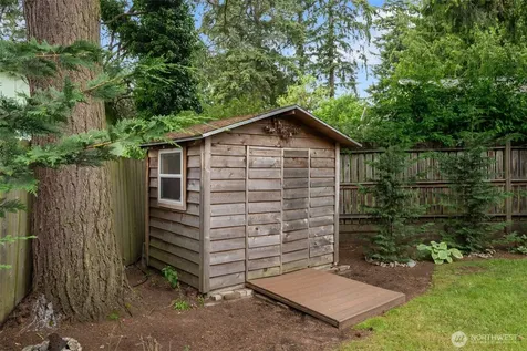 11549 8th Avenue NE Seattle WA 98125