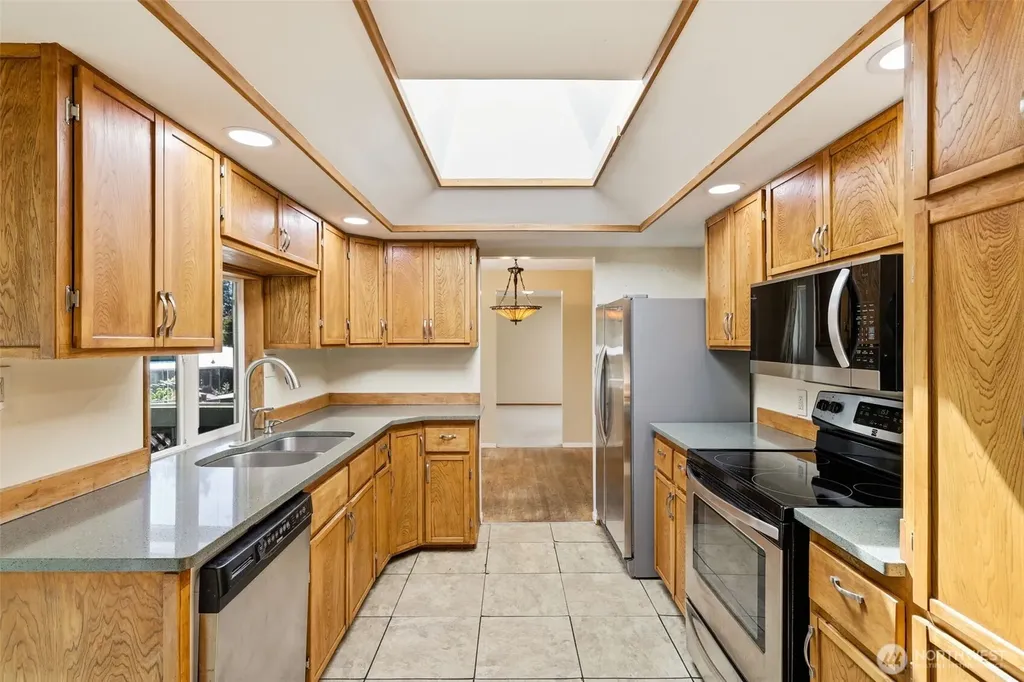 7212 197th Street SW Lynnwood WA 98036
