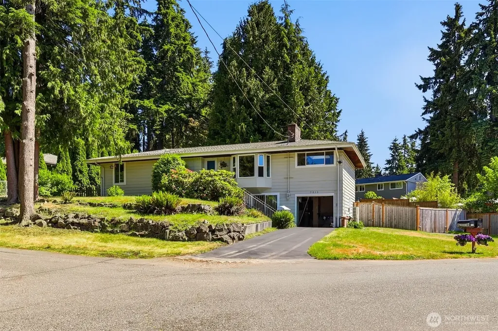 7212 197th Street SW Lynnwood WA 98036