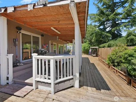 32332 19th Court SW Federal Way WA 98023