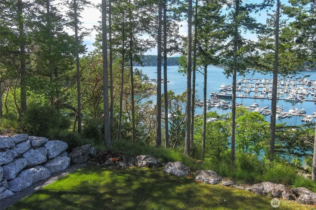136 Ada's Alley Friday Harbor WA 98250