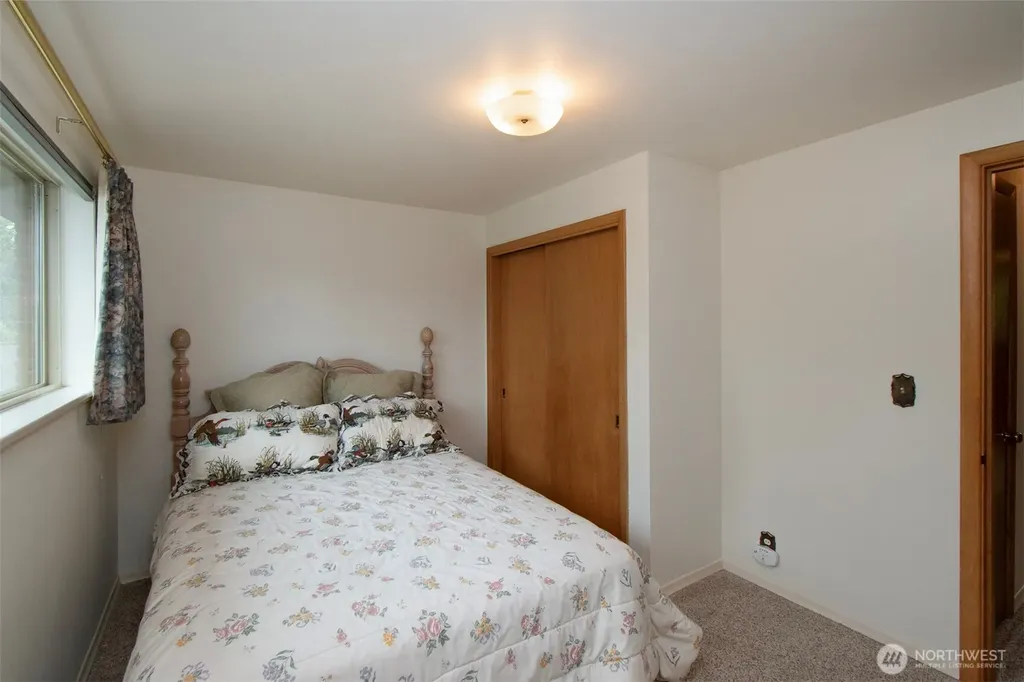 2518 S Oak Street Port Angeles WA 98362