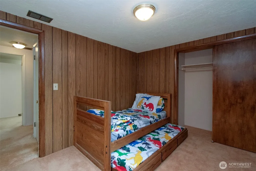 2518 S Oak Street Port Angeles WA 98362
