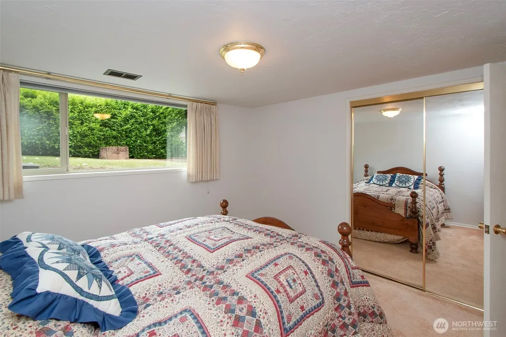 2518 S Oak Street Port Angeles WA 98362