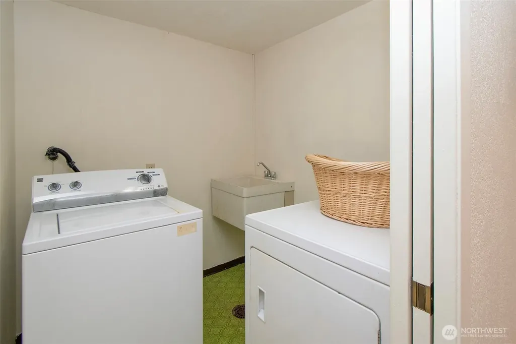 2518 S Oak Street Port Angeles WA 98362