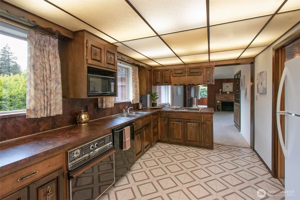2518 S Oak Street Port Angeles WA 98362