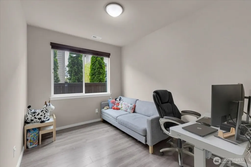 3907 168th Place SE Bothell WA 98012