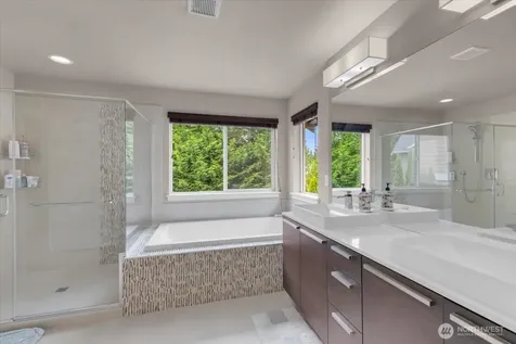 3907 168th Place SE Bothell WA 98012