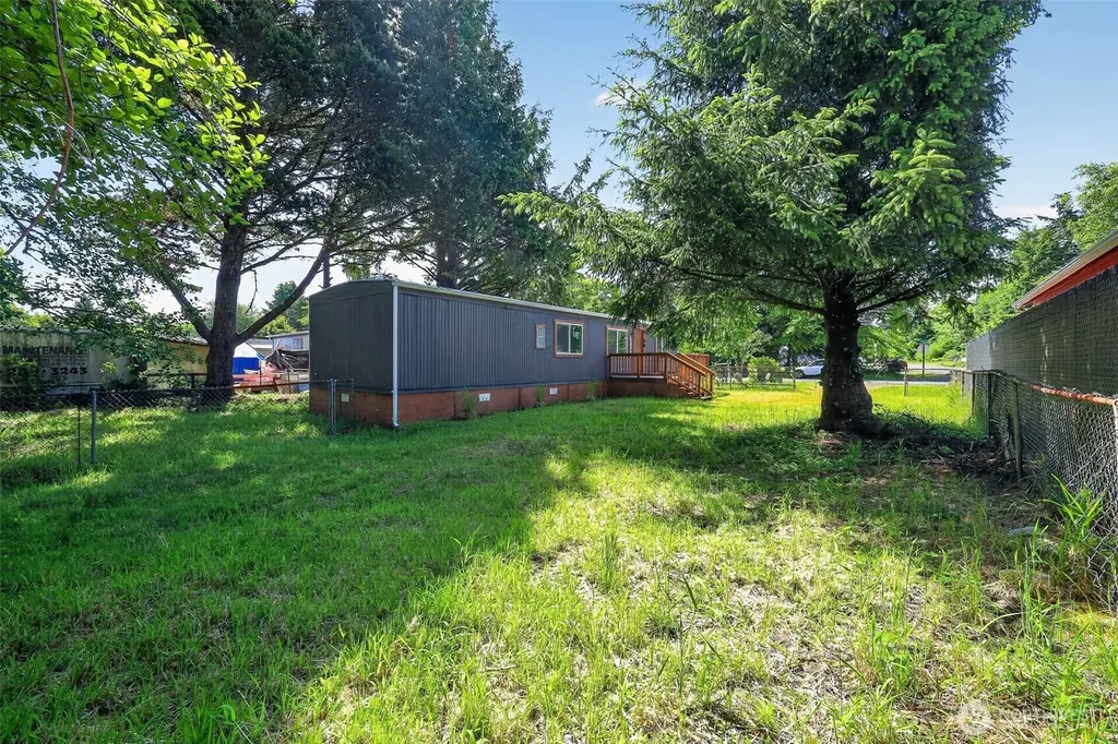206 E Rain Street Ocean Shores WA 98569