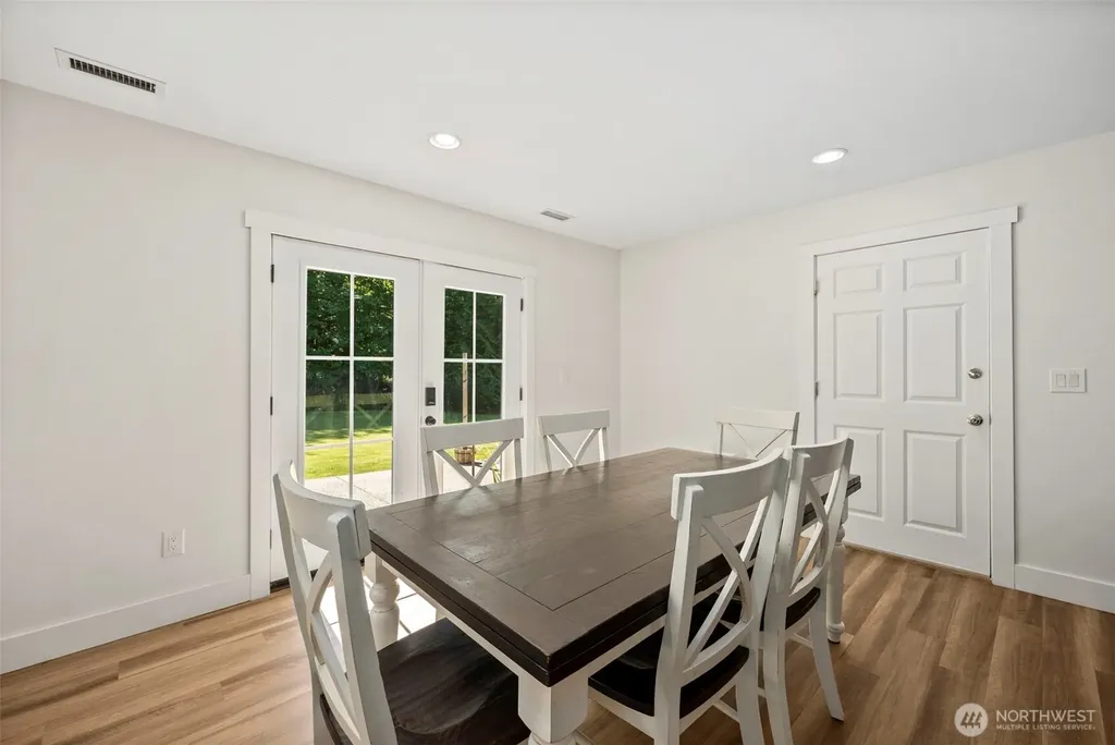 27513 Lower Burnett Road E Buckley WA 98321