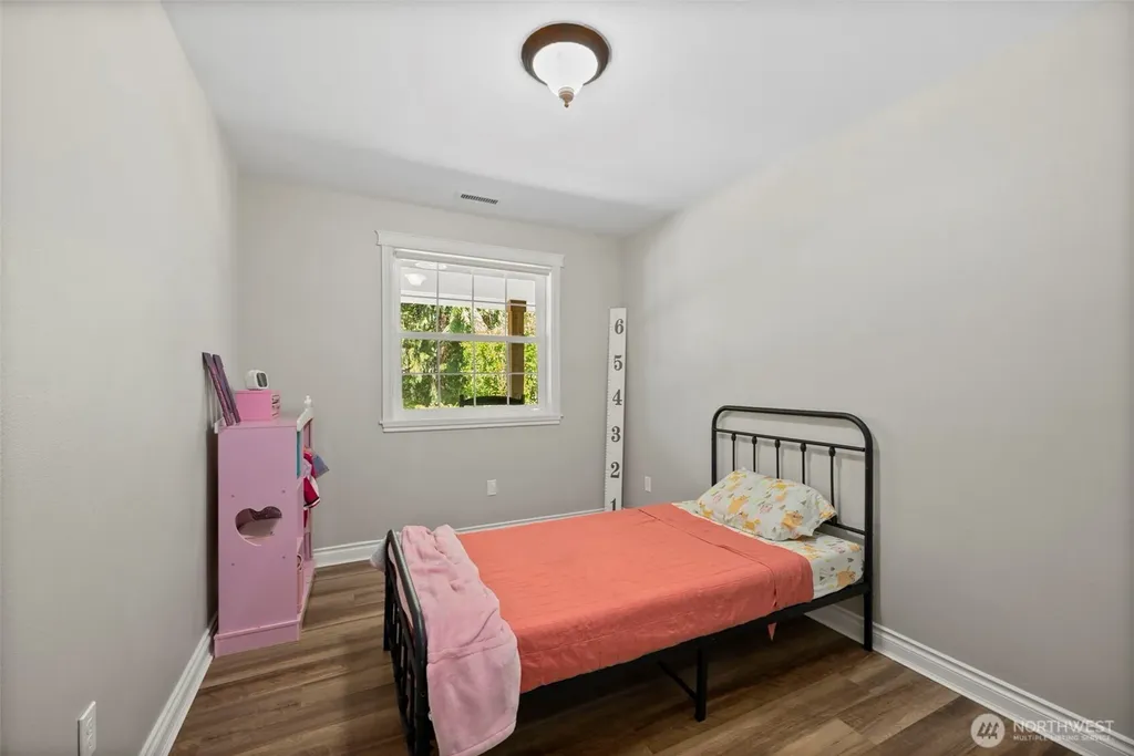 27513 Lower Burnett Road E Buckley WA 98321